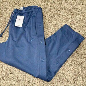 Nike LeBron Standard Issue Men’s Therma-FIT Basketball Pants FZ1036-491, Size M